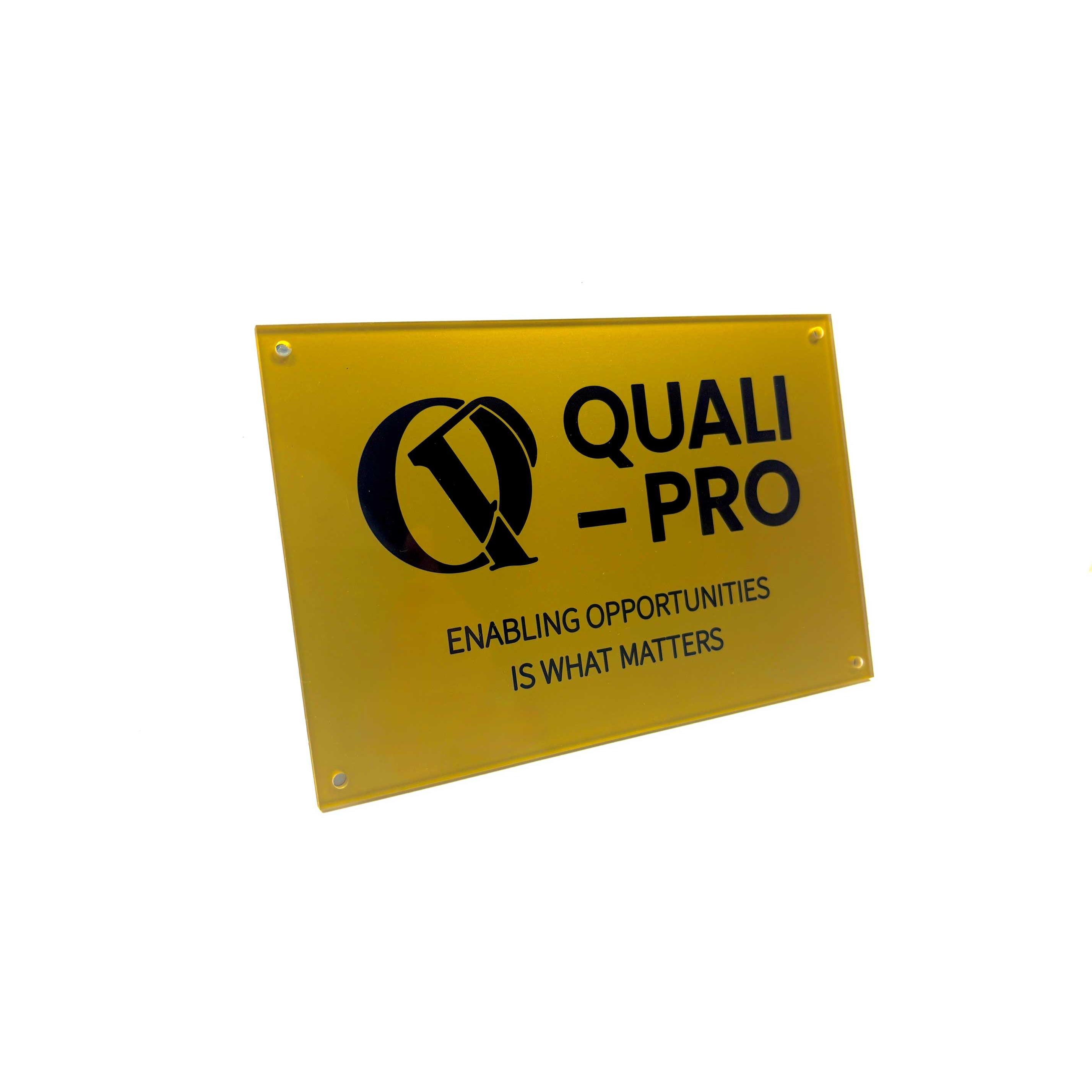 Photo de Plaque signalisation gravée plexi reverso 150x100mm + carte